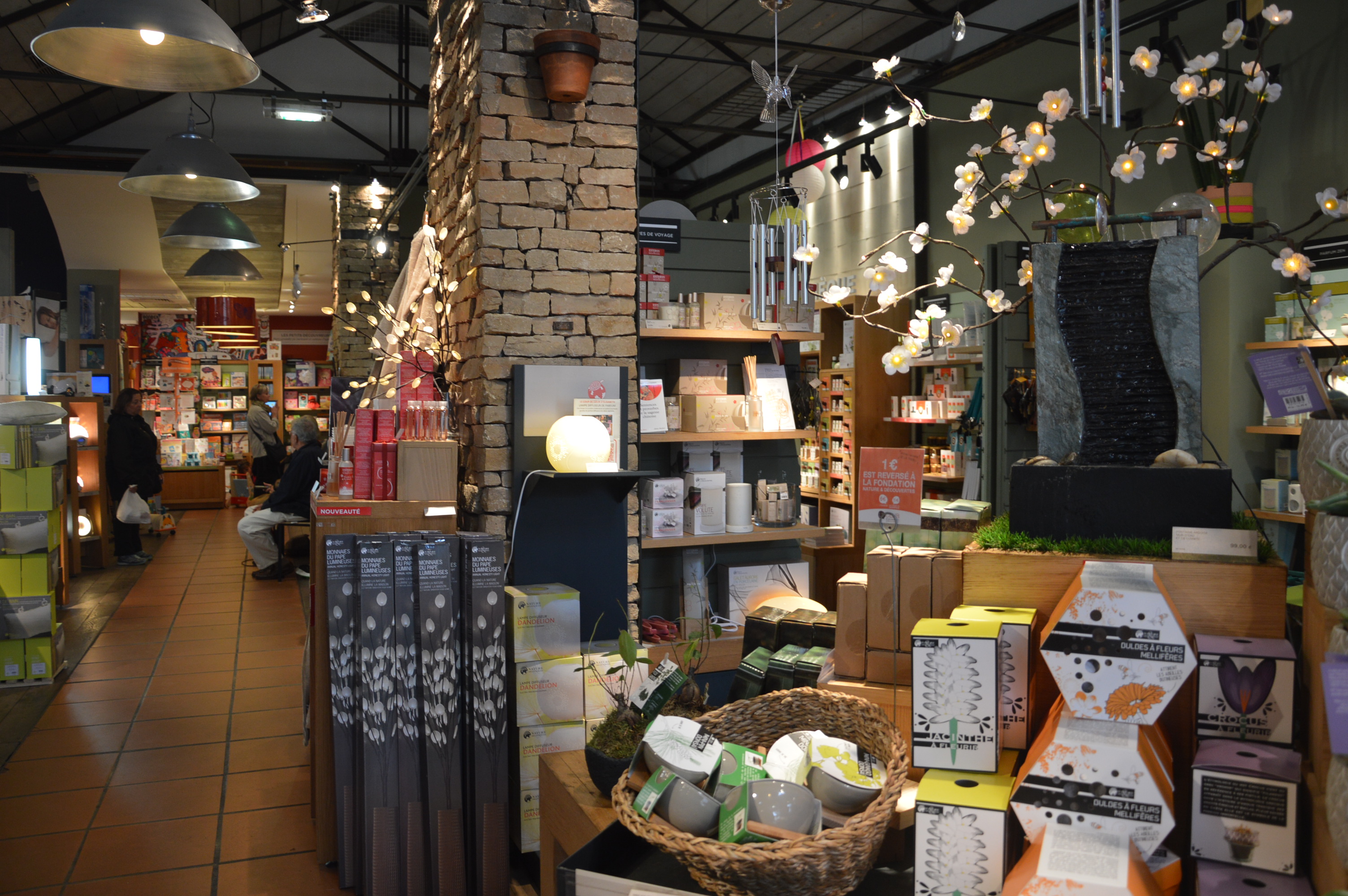 Boutique NATURE DECOUVERTES Centre Bercy Village